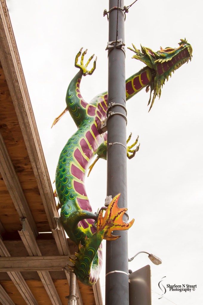 Dragons at the entrance to Chinatown