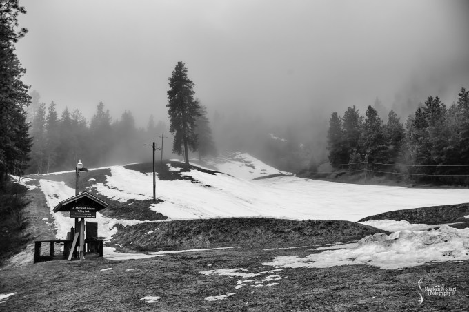 We took a drive up to the loca ski run see what it was all about.
