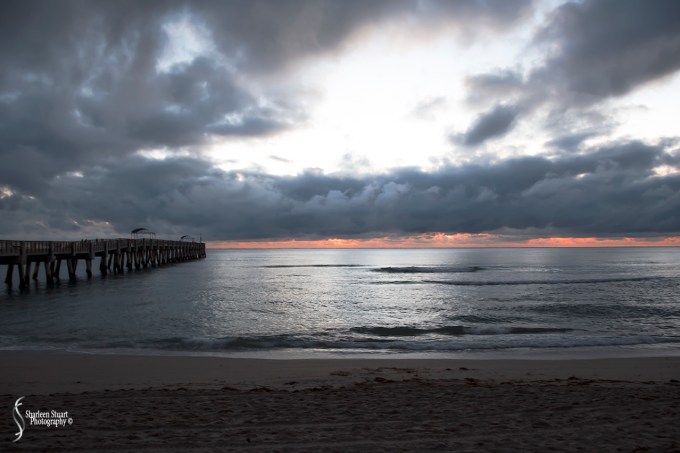 Lake Worth Pier/Sunrise: November 25, 2017: 7485